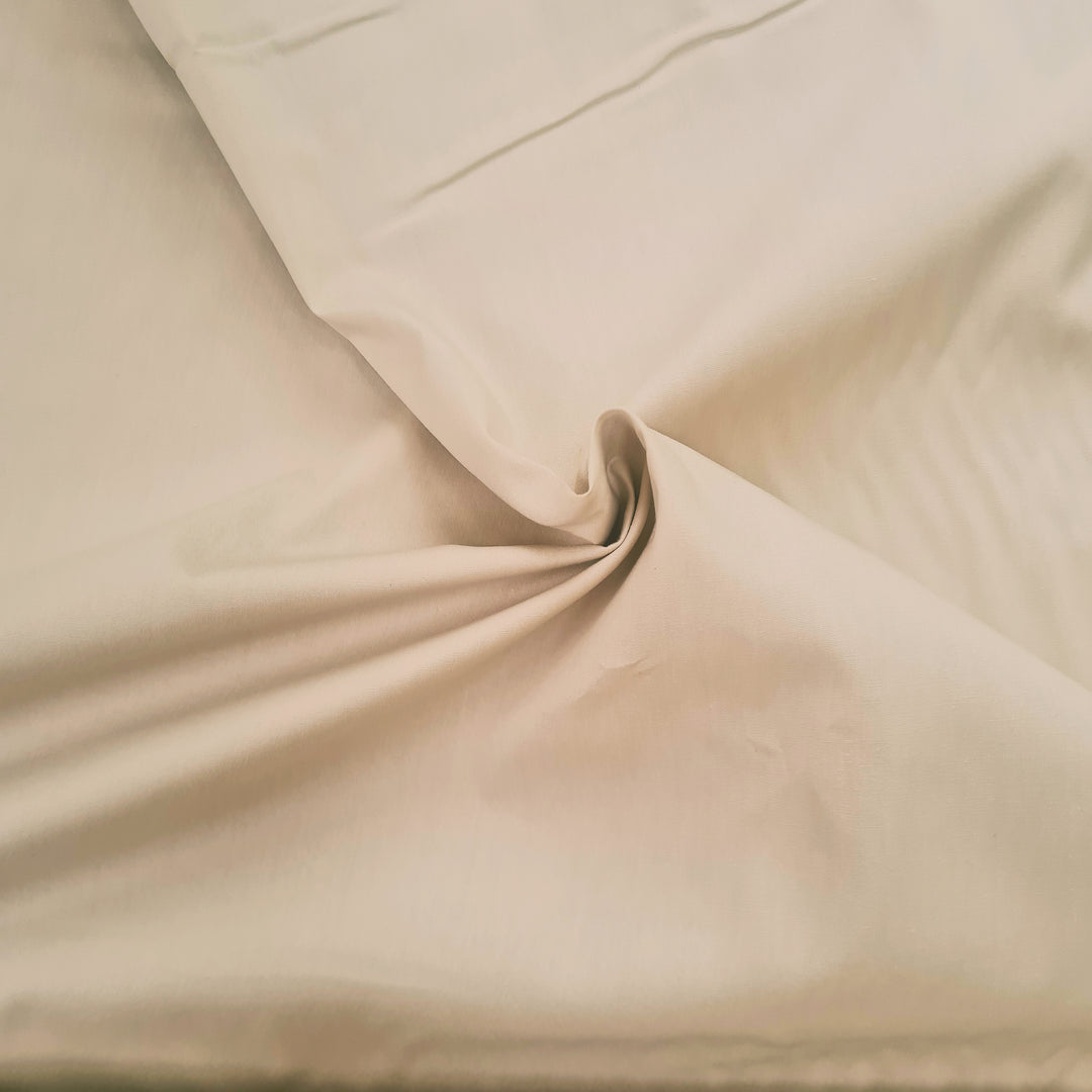 Solid natural plain 100% cotton poplin fabric by the half metre.