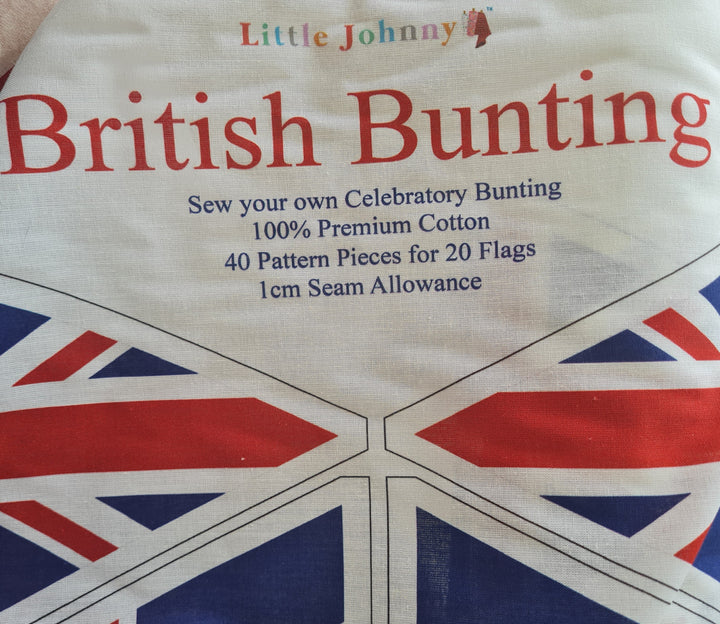 UK flag bunting Union Jacks. Cotton Fabric Panel. 1m x1.5m, 40 flags